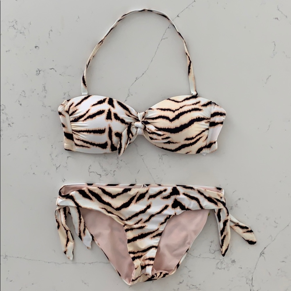 Gianni Bini 2Piece Swimsuit NWT